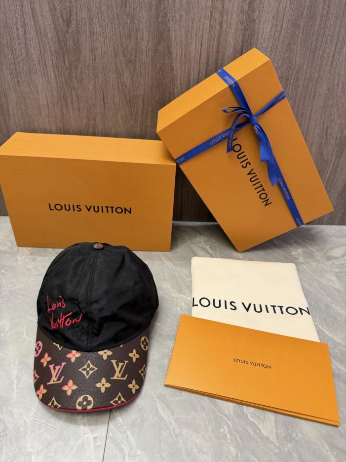 réplica,joyas,joyería,1:1,replica,fake,lujo,barato réplica,joyas,joyería,1:1,replica,fake,lujo,barato Gorra de béisbol Louis Vuitton nueva (GC9XN1)