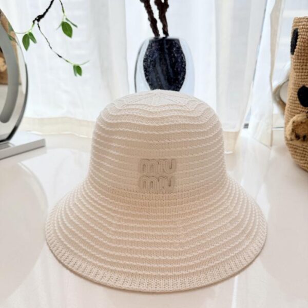réplica,joyas,joyería,1:1,replica,fake,lujo,barato Sombrero de pescador de paja de Miu Miu, hecho de paja natural (DNG5QR).