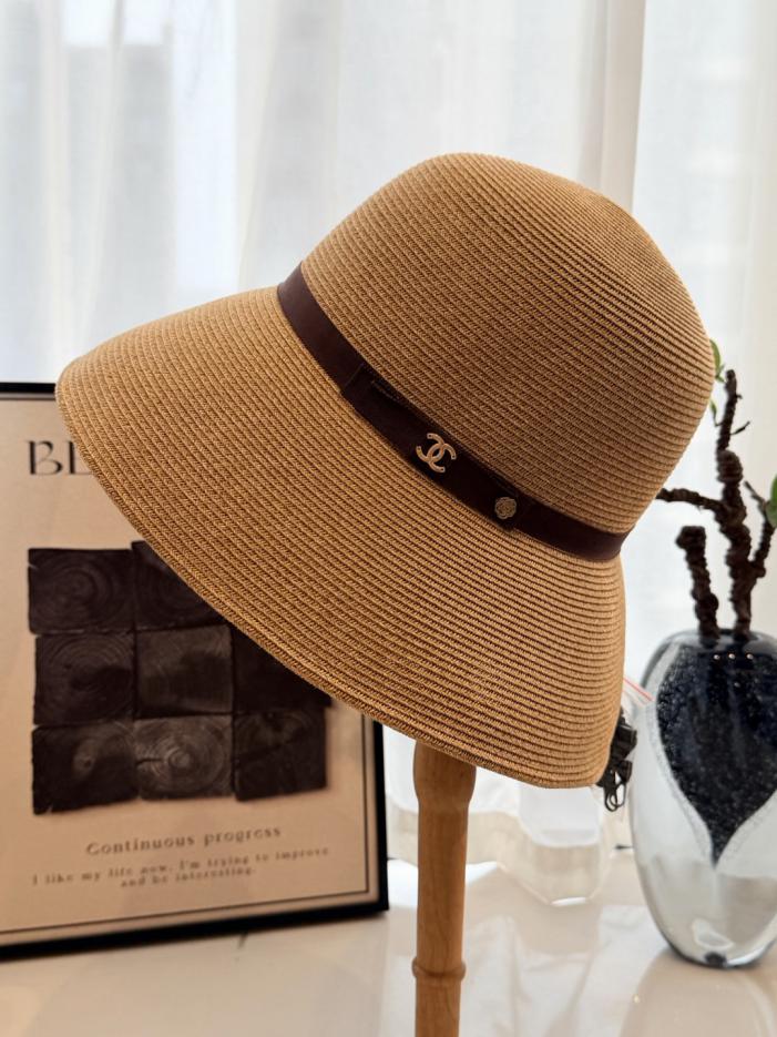 réplica,joyas,joyería,1:1,replica,fake,lujo,barato réplica,joyas,joyería,1:1,replica,fake,lujo,barato Sombrero de pescador de paja de Chanel, hecho de rafia (QGULWZ).