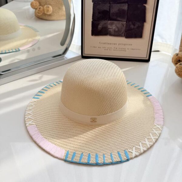 réplica,joyas,joyería,1:1,replica,fake,lujo,barato Sombrero de sol estilo resort de Chanel, sombrero de paja de ala ancha con bloques de color macaron, material de paja natural (QDUA1V)