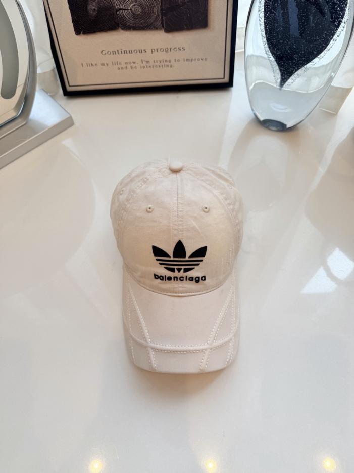 réplica,joyas,joyería,1:1,replica,fake,lujo,barato réplica,joyas,joyería,1:1,replica,fake,lujo,barato La nueva gorra de béisbol de Balenciaga (U9SC7Q)