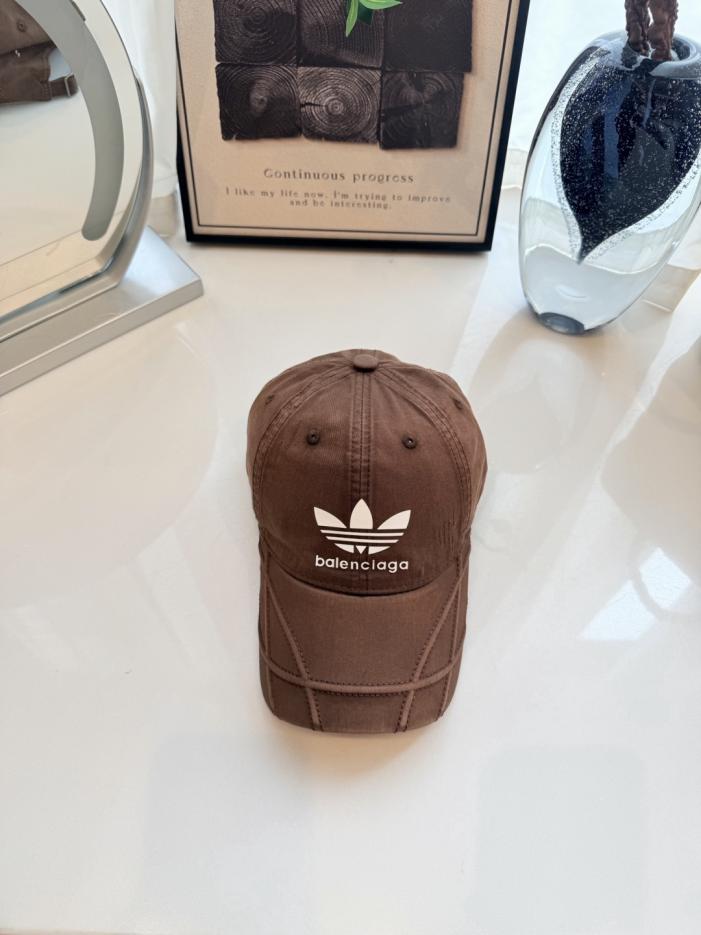 réplica,joyas,joyería,1:1,replica,fake,lujo,barato réplica,joyas,joyería,1:1,replica,fake,lujo,barato Nueva gorra de béisbol de Balenciaga (UDF0BV)