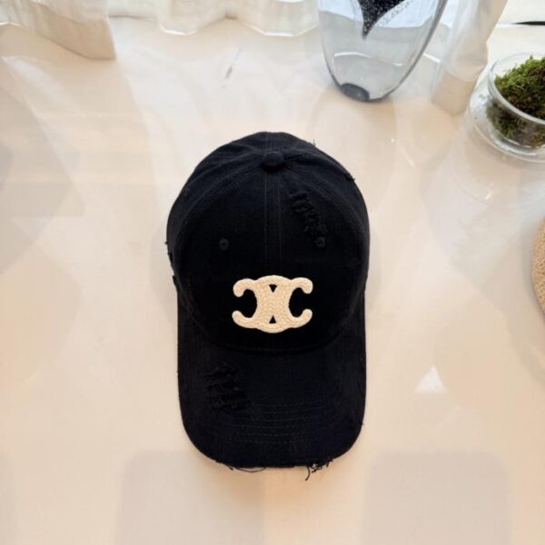 réplica,joyas,joyería,1:1,replica,fake,lujo,barato La nueva gorra de béisbol desgastada de Celine (VNB5LY)