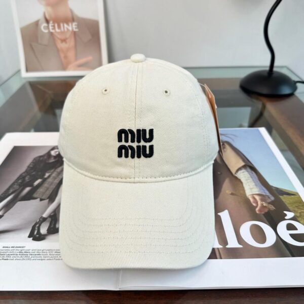 réplica,joyas,joyería,1:1,replica,fake,lujo,barato La nueva gorra de béisbol de Miu Miu (FBMMUA)