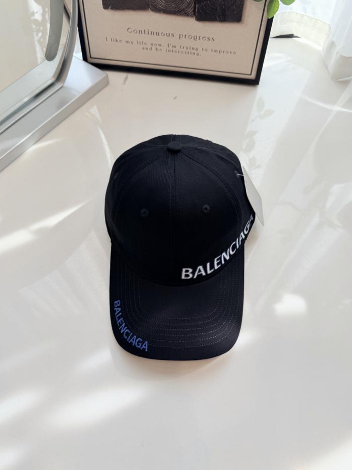 réplica,joyas,joyería,1:1,replica,fake,lujo,barato réplica,joyas,joyería,1:1,replica,fake,lujo,barato Gorra de béisbol clásica de Balenciaga (ZZHGF9)