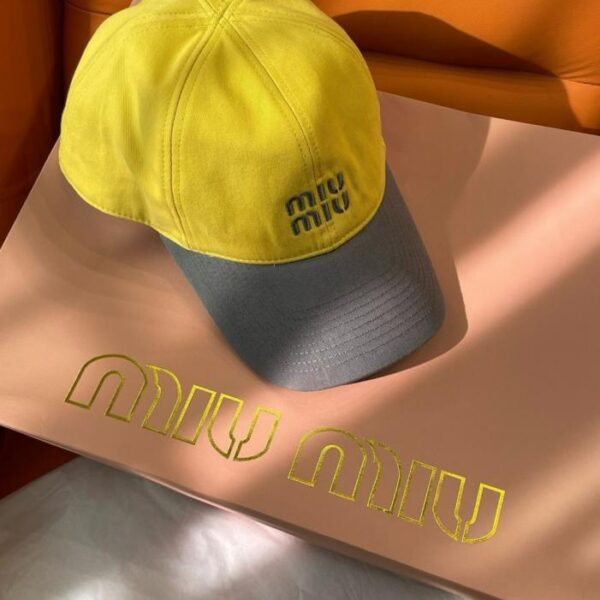 réplica,joyas,joyería,1:1,replica,fake,lujo,barato La nueva gorra de béisbol de Miu Miu (RLCOHC)