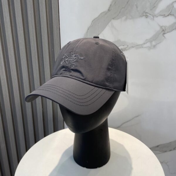 réplica,joyas,joyería,1:1,replica,fake,lujo,barato Gorra Arcteryx Small Bird, gorra de béisbol con logo bordado, gorra de protección solar, estilo para parejas (FVCF7C)