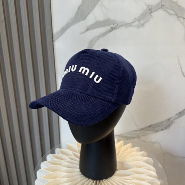 réplica,joyas,joyería,1:1,replica,fake,lujo,barato Gorra de béisbol de pana MIUMIU para otoño/invierno (Y9ZXZI)