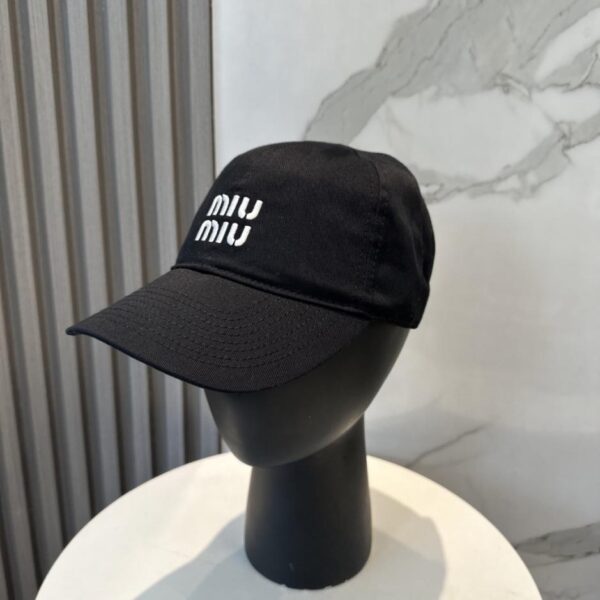 réplica,joyas,joyería,1:1,replica,fake,lujo,barato Gorra de béisbol de lona MIUMIU, réplica 1:1, moldeada a medida (F3T366)