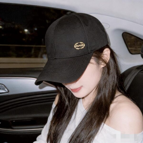 réplica,joyas,joyería,1:1,replica,fake,lujo,barato La nueva y exclusiva gorra de béisbol de Prada (XBKMB9)