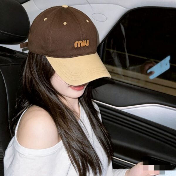 réplica,joyas,joyería,1:1,replica,fake,lujo,barato Gorra de béisbol MIUMIU New Order con bloques de color bordados (73CY2C)