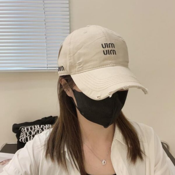 réplica,joyas,joyería,1:1,replica,fake,lujo,barato Gorra de béisbol bordada de color liso MIUMIU (ELID7V)