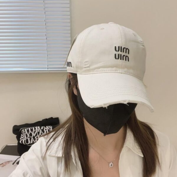 réplica,joyas,joyería,1:1,replica,fake,lujo,barato Gorra de béisbol bordada de color liso MIUMIU (S6QTN1)
