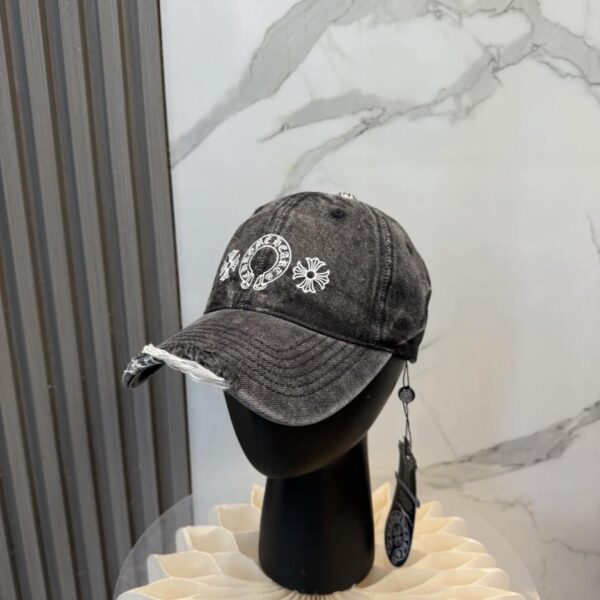 réplica,joyas,joyería,1:1,replica,fake,lujo,barato Gorra de béisbol Chrome Hearts nueva de mezclilla lavada de alta calidad (7XZF3K)