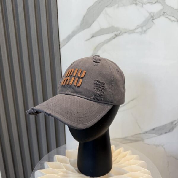 réplica,joyas,joyería,1:1,replica,fake,lujo,barato Gorra de béisbol MIUMIU Primavera 2026 (0LSDT3)
