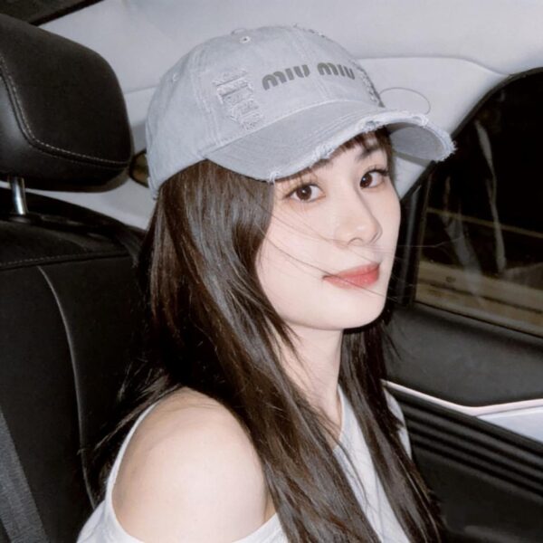 réplica,joyas,joyería,1:1,replica,fake,lujo,barato Gorra de béisbol MIUMIU New Dopamine para todas las estaciones (B8TNTA)