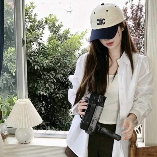 réplica,joyas,joyería,1:1,replica,fake,lujo,barato La última gorra de béisbol de CELINE con letras minimalistas, un estilo que lucen las celebridades (S6R34J)