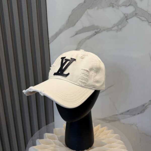 réplica,joyas,joyería,1:1,replica,fake,lujo,barato Novedades de Louis Vuitton Primavera/Verano: ideales para todas las estaciones, imprescindibles para salir y que hacen que tu rostro parezca más pequeño (J4R9XO).