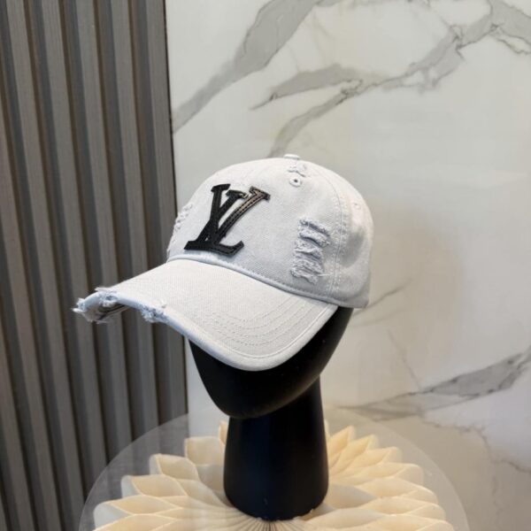 réplica,joyas,joyería,1:1,replica,fake,lujo,barato Novedad de Louis Vuitton Primavera/Verano: ideal para todas las estaciones, imprescindible para salir y que hace que tu rostro parezca más pequeño (UM12BL).