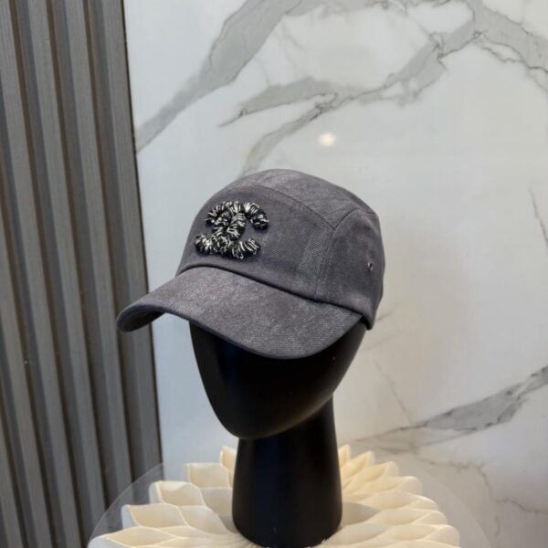 réplica,joyas,joyería,1:1,replica,fake,lujo,barato Nueva pelota de béisbol con logo bordado en 3D de Chanel (1D8RND)