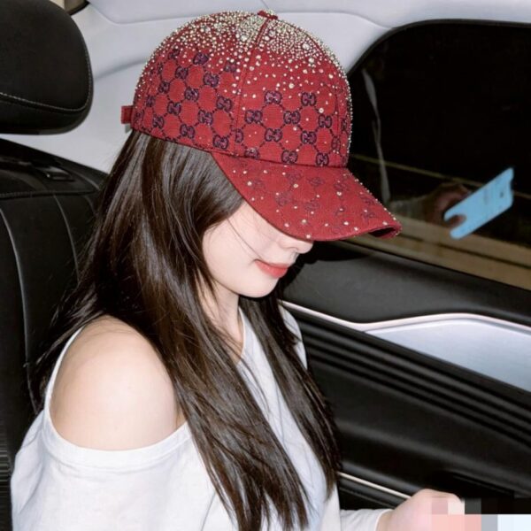 réplica,joyas,joyería,1:1,replica,fake,lujo,barato Gorra de béisbol de lino jacquard GUCCI original, de alta gama, en un nuevo color y adornada con pedrería (MDSA2X).