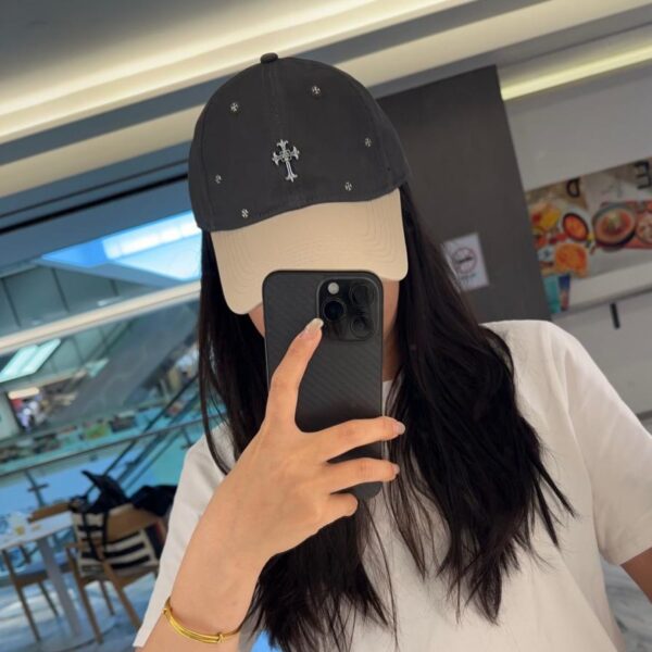 réplica,joyas,joyería,1:1,replica,fake,lujo,barato Gorra de béisbol estilo coreano retro desgastada y rasgada de Chrome Hearts para principios de primavera (1Z7OGS)