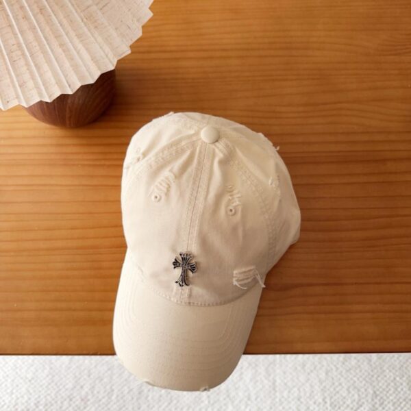 réplica,joyas,joyería,1:1,replica,fake,lujo,barato Gorra de béisbol estilo coreano retro desgastada y rasgada de Chrome Hearts para principios de primavera (JVOYSV)