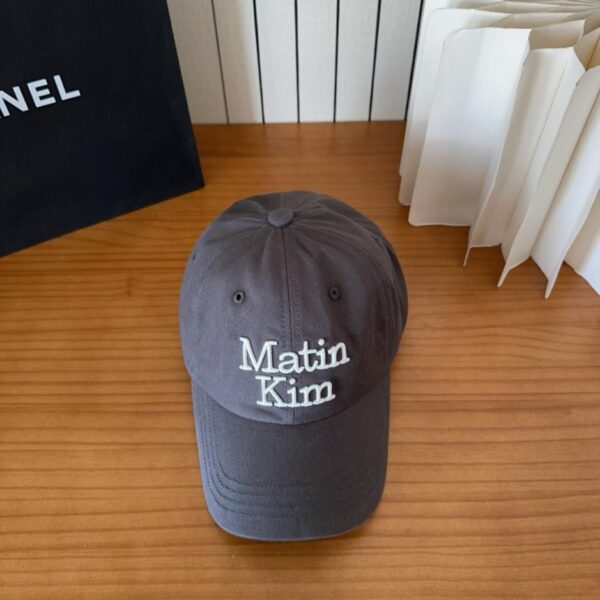 réplica,joyas,joyería,1:1,replica,fake,lujo,barato Gorra de béisbol de estilo coreano, gorra retro informal con visera de pato, del mismo estilo que usan Matin Kim y Lee Cha-in (MHUQKC).