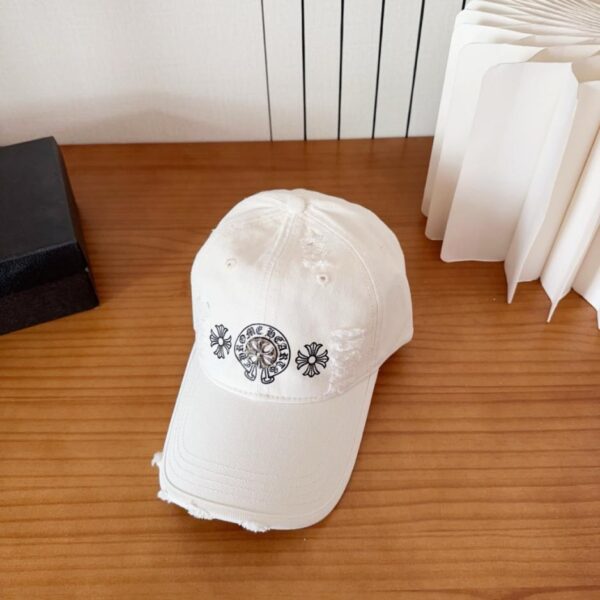 réplica,joyas,joyería,1:1,replica,fake,lujo,barato Gorra de béisbol estilo coreano retro desgastada y rasgada de Chrome Hearts para principios de primavera (DXNKC5)