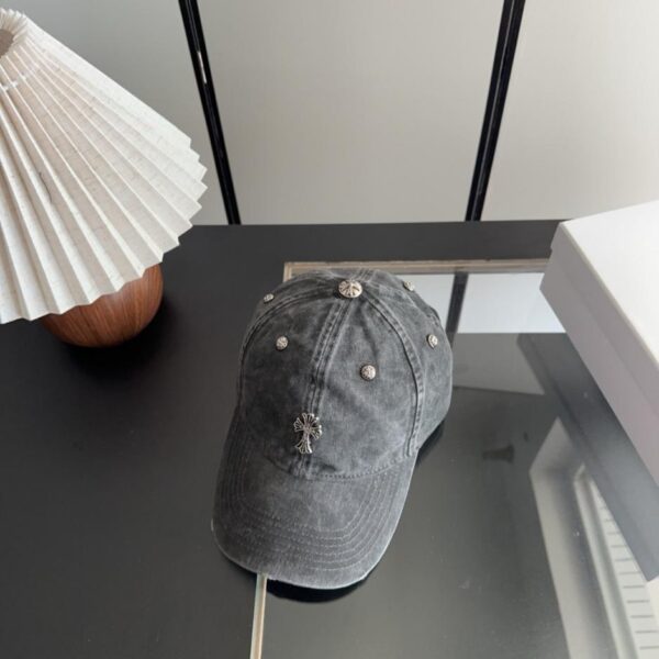 réplica,joyas,joyería,1:1,replica,fake,lujo,barato Gorra de béisbol estilo coreano retro desgastada y rasgada de Chrome Hearts para principios de primavera (BNETIT)