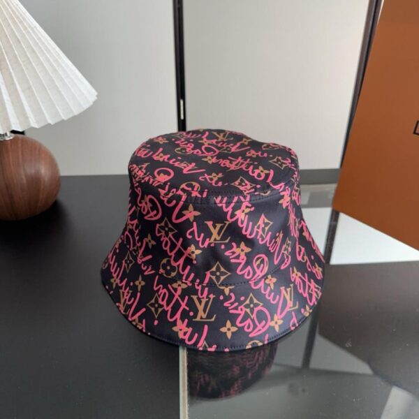 réplica,joyas,joyería,1:1,replica,fake,lujo,barato Nuevo sombrero tipo pescador de LV (94C667)