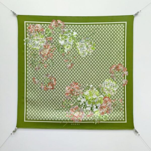 réplica,joyas,joyería,1:1,replica,fake,lujo,barato SGC260618 Momme Doble cara 90x90cm Sarga de seda Gucci (B8G8B2)