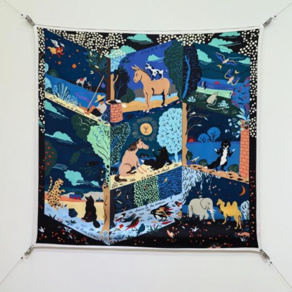 réplica,joyas,joyería,1:1,replica,fake,lujo,barato SHMS256818 Momme Libro ilustrado de Hermès con las fábulas de Esopo, de doble cara, 90x90cm, en sarga de seda (O1WDC3)