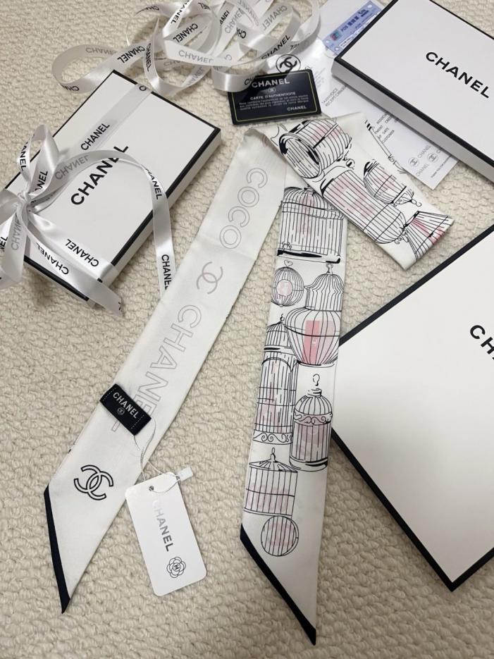 réplica,joyas,joyería,1:1,replica,fake,lujo,barato réplica,joyas,joyería,1:1,replica,fake,lujo,barato Bufanda mini Chanel Twilly (QS4G83)
