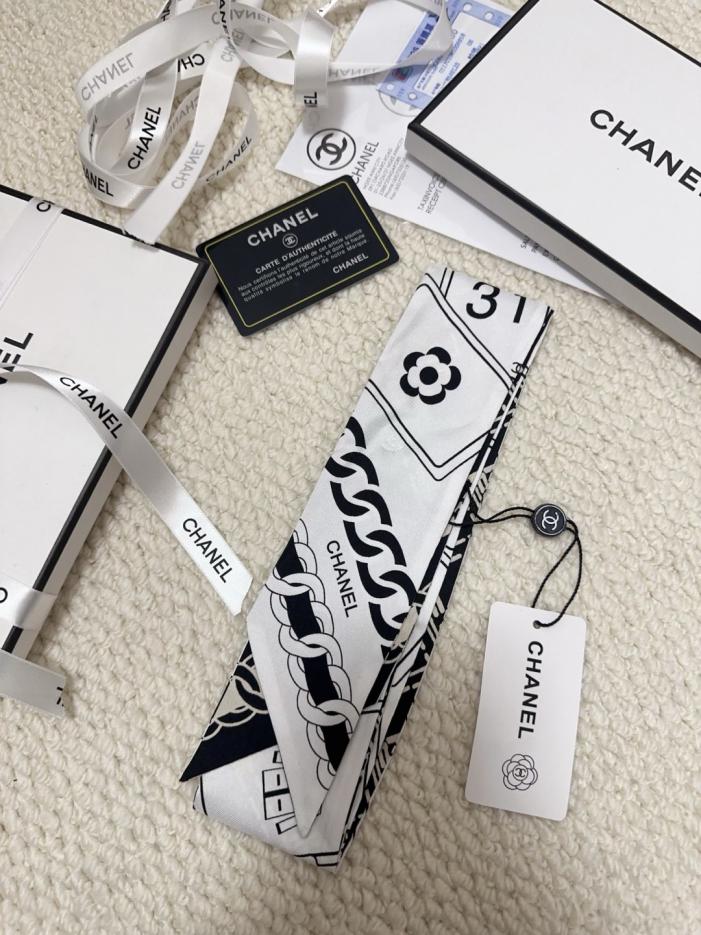 réplica,joyas,joyería,1:1,replica,fake,lujo,barato réplica,joyas,joyería,1:1,replica,fake,lujo,barato Diadema estampada en blanco y negro de Chanel (LWOZKS)