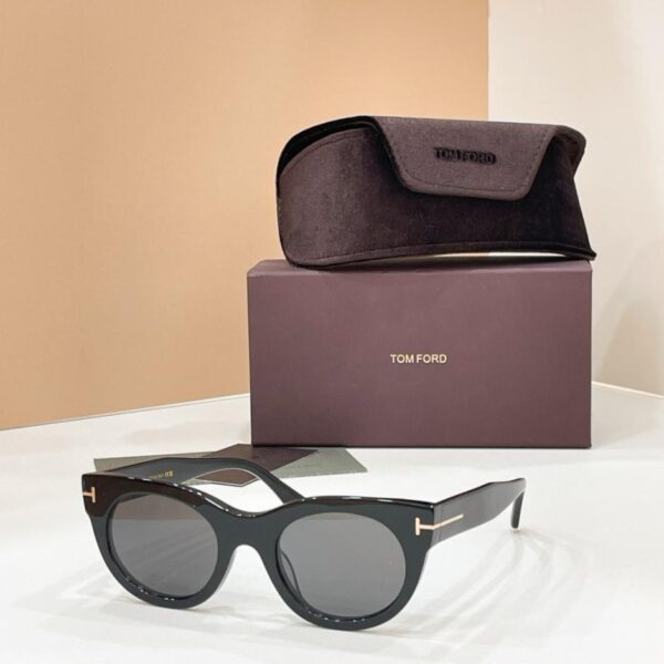 réplica,joyas,joyería,1:1,replica,fake,lujo,barato Gafas de sol Tom Ford, modelo TF1153 (KU3R3G)