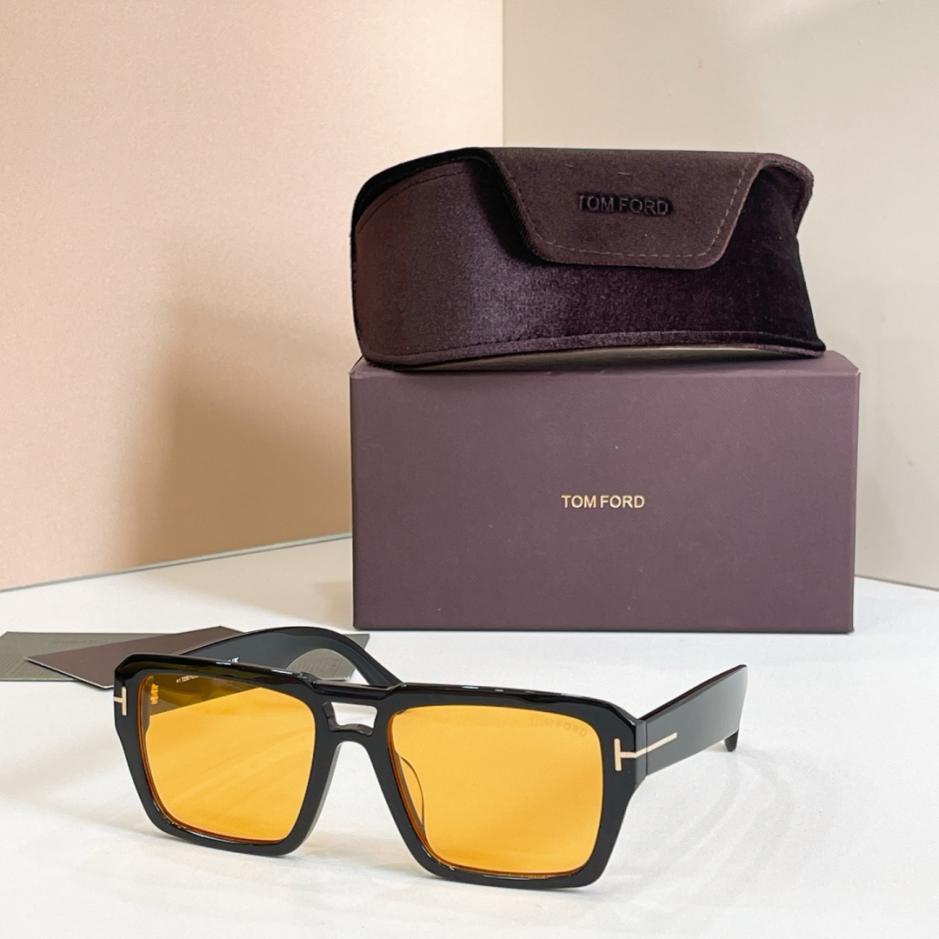 réplica,joyas,joyería,1:1,replica,fake,lujo,barato réplica,joyas,joyería,1:1,replica,fake,lujo,barato Gafas de sol Tom Ford, modelo TF1153 (KU3R3G)