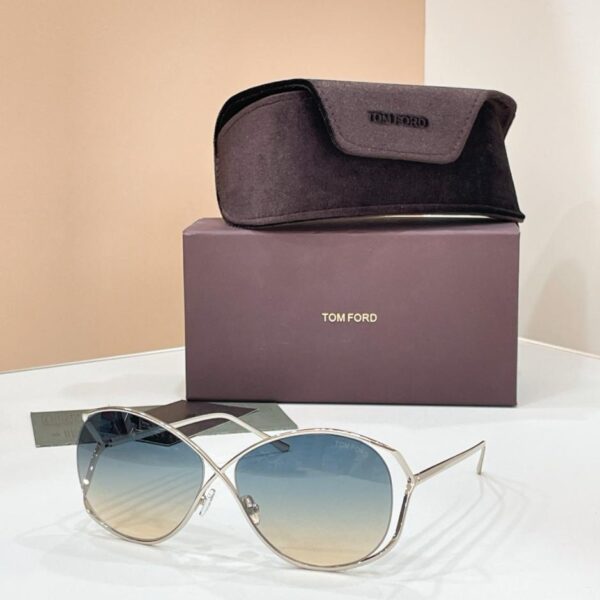 réplica,joyas,joyería,1:1,replica,fake,lujo,barato Gafas de sol Tom Ford, modelo TF 1067 (J1LGUO)