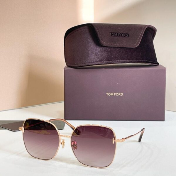 réplica,joyas,joyería,1:1,replica,fake,lujo,barato Gafas de sol Tom Ford, modelo TF1250 (CLR2FC)