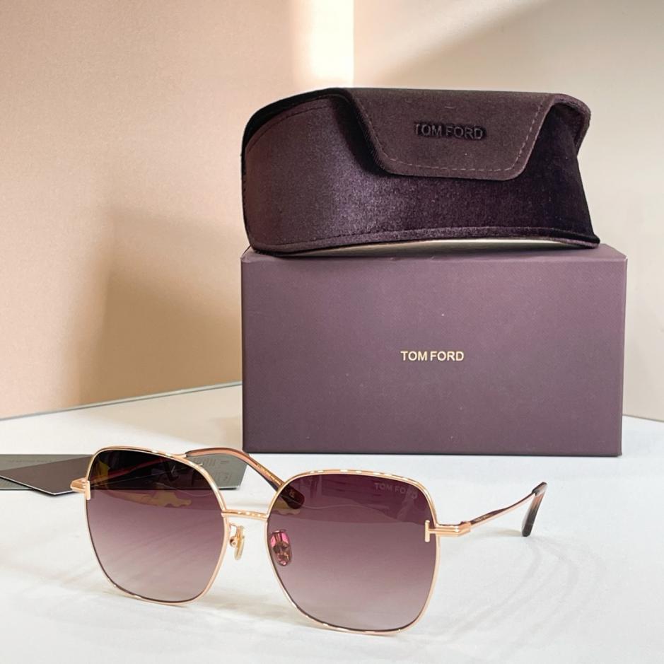 réplica,joyas,joyería,1:1,replica,fake,lujo,barato réplica,joyas,joyería,1:1,replica,fake,lujo,barato Gafas de sol Tom Ford, modelo TF1250 (CLR2FC)