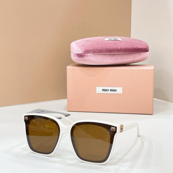 réplica,joyas,joyería,1:1,replica,fake,lujo,barato Gafas de sol MIUMIU MODELO SMU B09(HDQI1R)