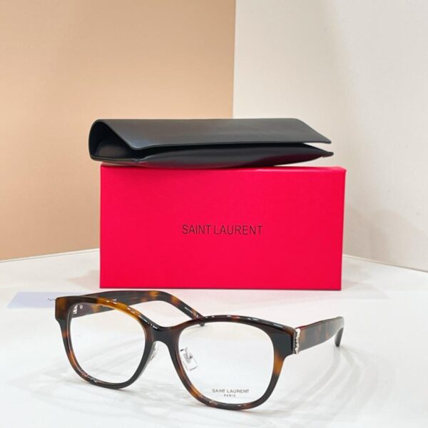 réplica,joyas,joyería,1:1,replica,fake,lujo,barato Las monturas de gafas SAINT LAURENT, modelo SL M169F (YH35T4), pueden equiparse con lentes graduadas.
