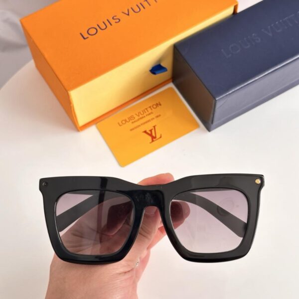 réplica,joyas,joyería,1:1,replica,fake,lujo,barato Gafas LOUIS VUITTON Z4028W Z1217W (ONN8R4) – Disponibles en el sitio web oficial.