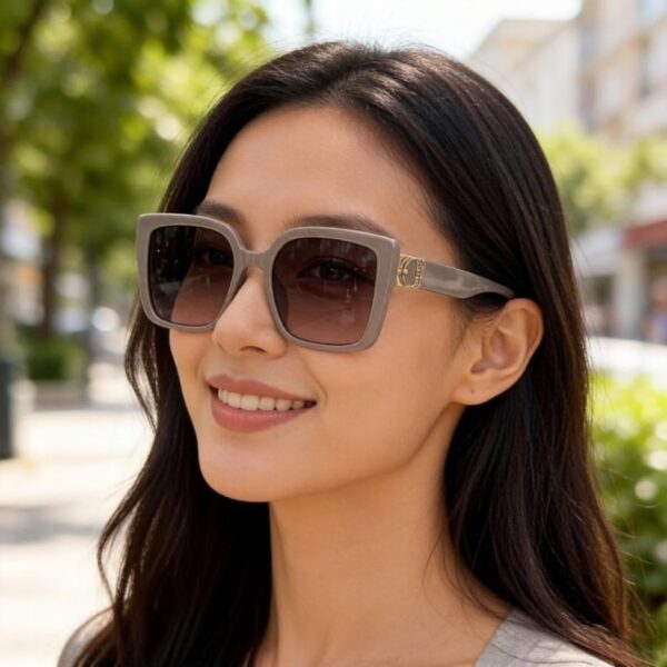 réplica,joyas,joyería,1:1,replica,fake,lujo,barato Nuevas gafas de sol de Gucci (4OW7US)