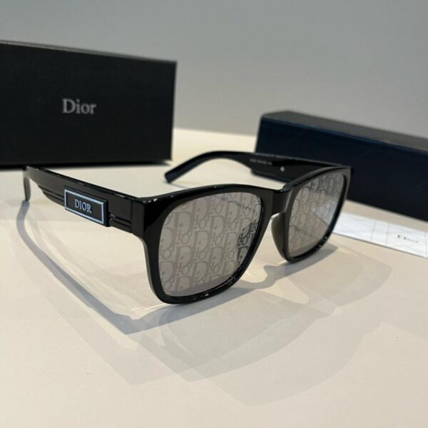 réplica,joyas,joyería,1:1,replica,fake,lujo,barato Gafas Dior para hombre con el logotipo de Dior grabado en relieve en las patillas (A1M6GT)