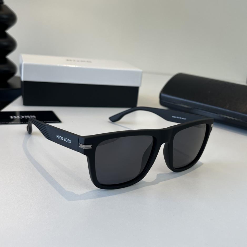 réplica,joyas,joyería,1:1,replica,fake,lujo,barato réplica,joyas,joyería,1:1,replica,fake,lujo,barato Nuevas gafas de sol para hombre de Boss, el mismo estilo que usan muchas celebridades (A72T91)