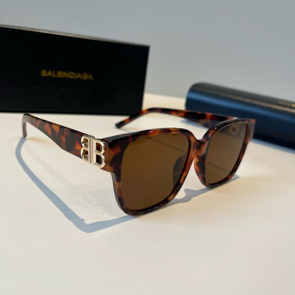 réplica,joyas,joyería,1:1,replica,fake,lujo,barato réplica,joyas,joyería,1:1,replica,fake,lujo,barato Gafas de sol cuadradas de estilo retro de BALENCIAGA (5ZB5EI)
