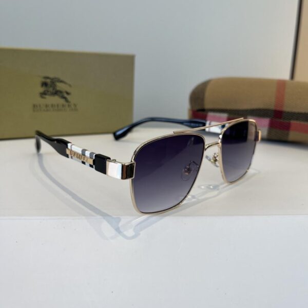 réplica,joyas,joyería,1:1,replica,fake,lujo,barato Las nuevas gafas de sol integradas para conducir de Burberry, las favoritas de muchas celebridades (55IUNG)